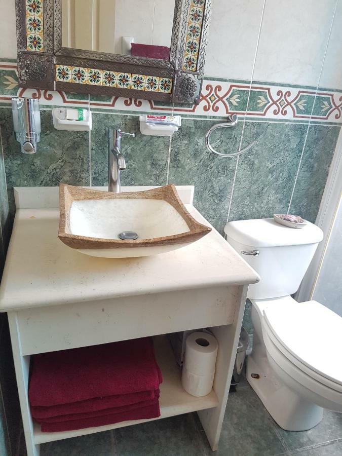 Casa Los Peregrina Cuernavaca Ngoại thất bức ảnh